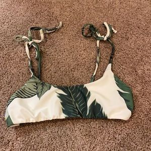 Beach Riot Swimsuit. Size small